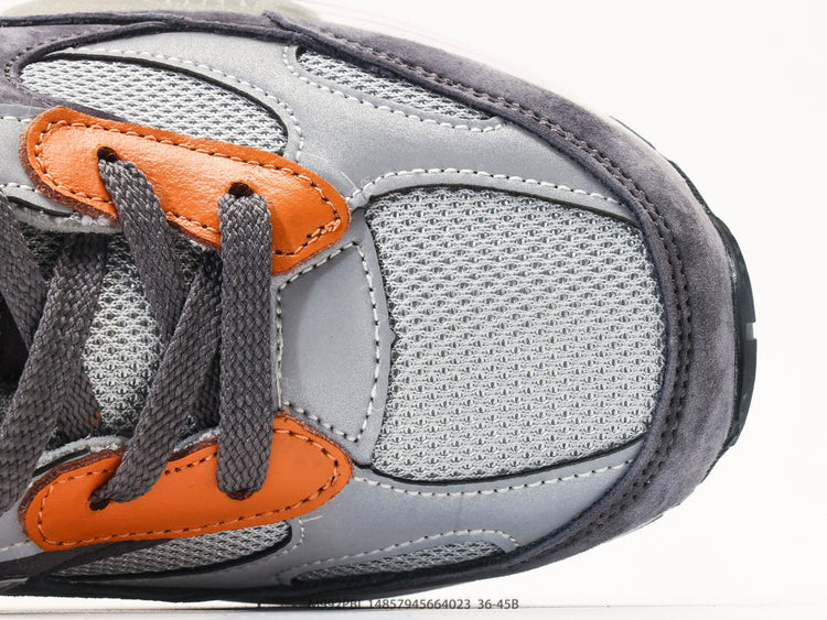 New Balance 992 in Grey, Black & Orange – Retro Running-Inspired Low-Top Sneakers for Casual Streetwear