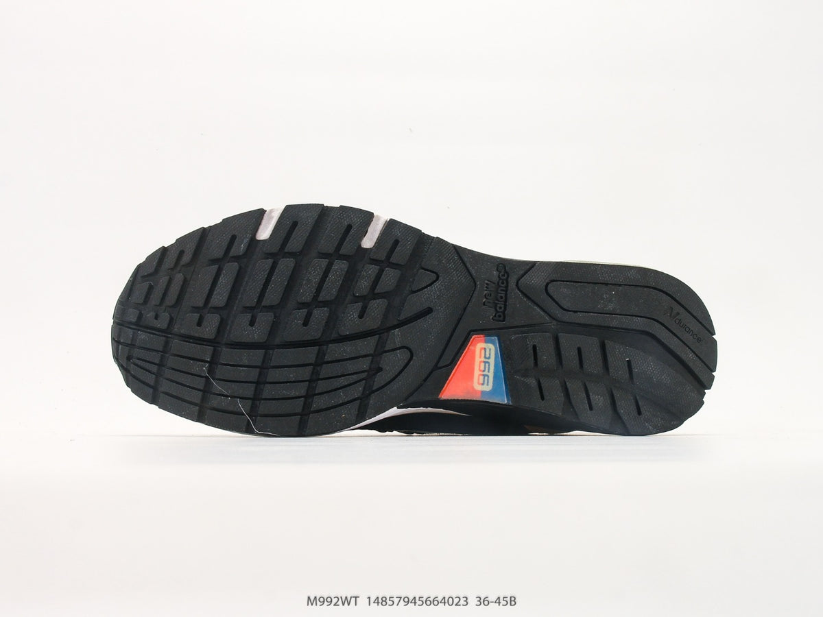 New Balance 992 in Black, Yellow & Grey – Retro Running-Inspired Low-Top Sneakers for Casual Streetwear
