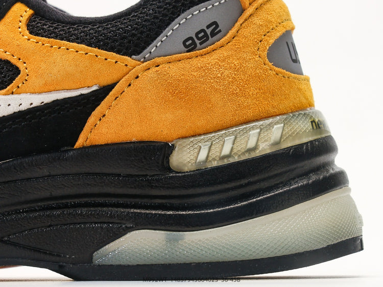 New Balance 992 in Black, Yellow & Grey – Retro Running-Inspired Low-Top Sneakers for Casual Streetwear