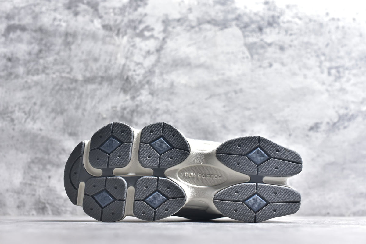 New Balance 9060 in Grey & White – Retro Chunky Low-Top Sneakers for Casual Streetwear