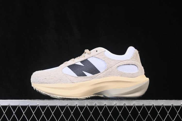 New Balance WRPD Runner in White & Grey – Retro-Inspired Chunky Low-Top Lifestyle Sneakers