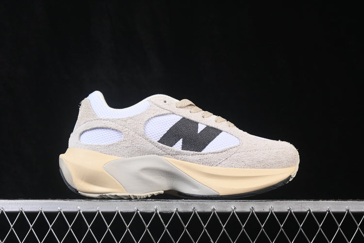 New Balance WRPD Runner in White & Grey – Retro-Inspired Chunky Low-Top Lifestyle Sneakers
