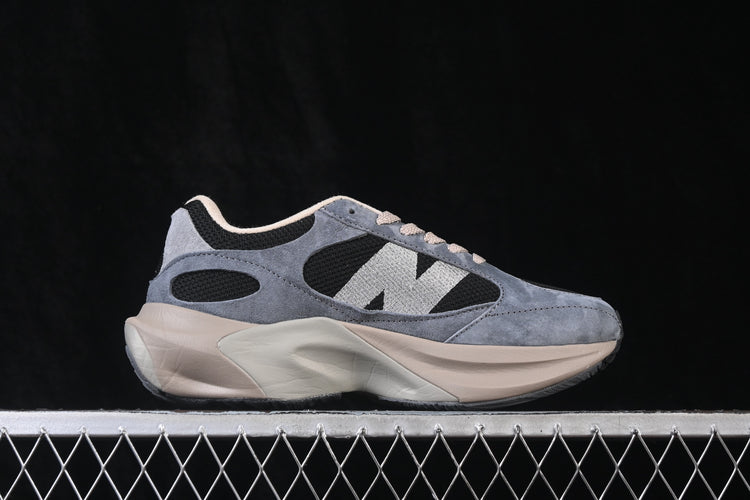 New Balance WRPD Runner in Grey & Silver – Chunky Low-Top Lifestyle Sneakers for Casual Streetwear